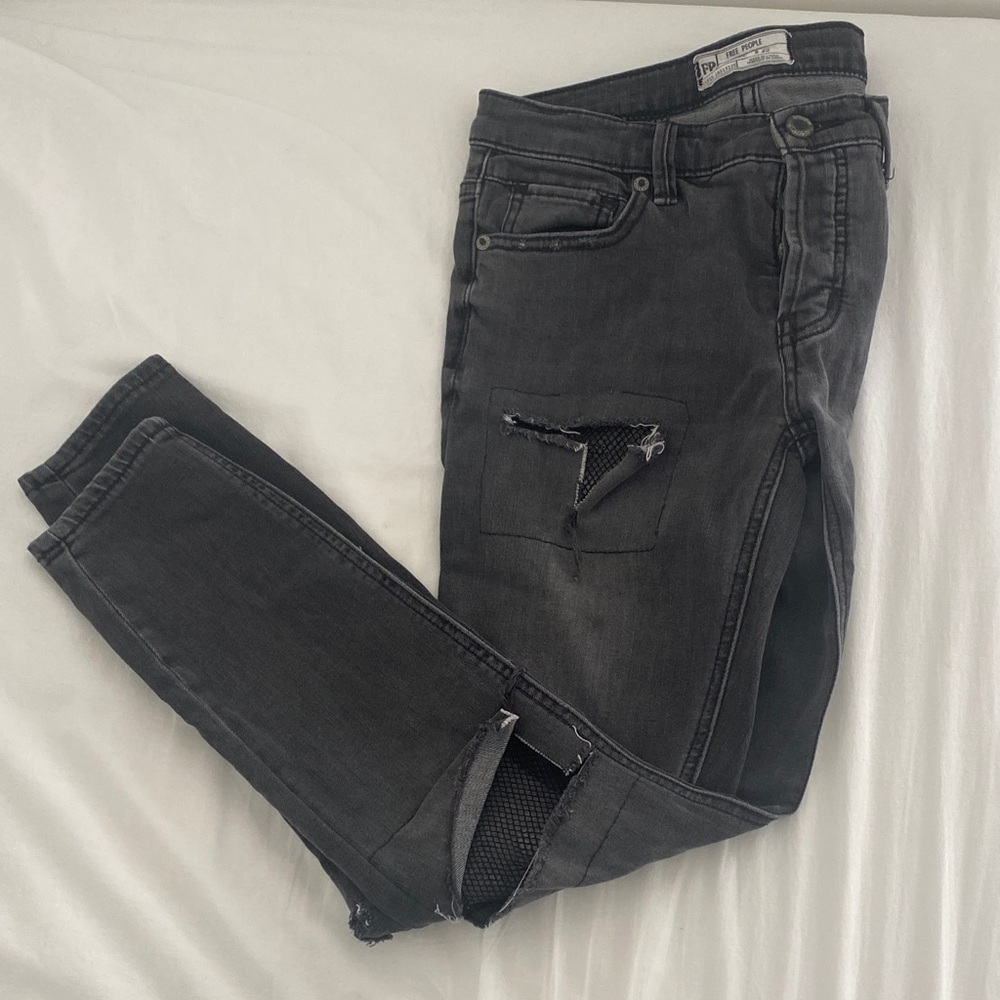 Free People Black Skinny Women’s Jeans with Distressed Panels, Size 25